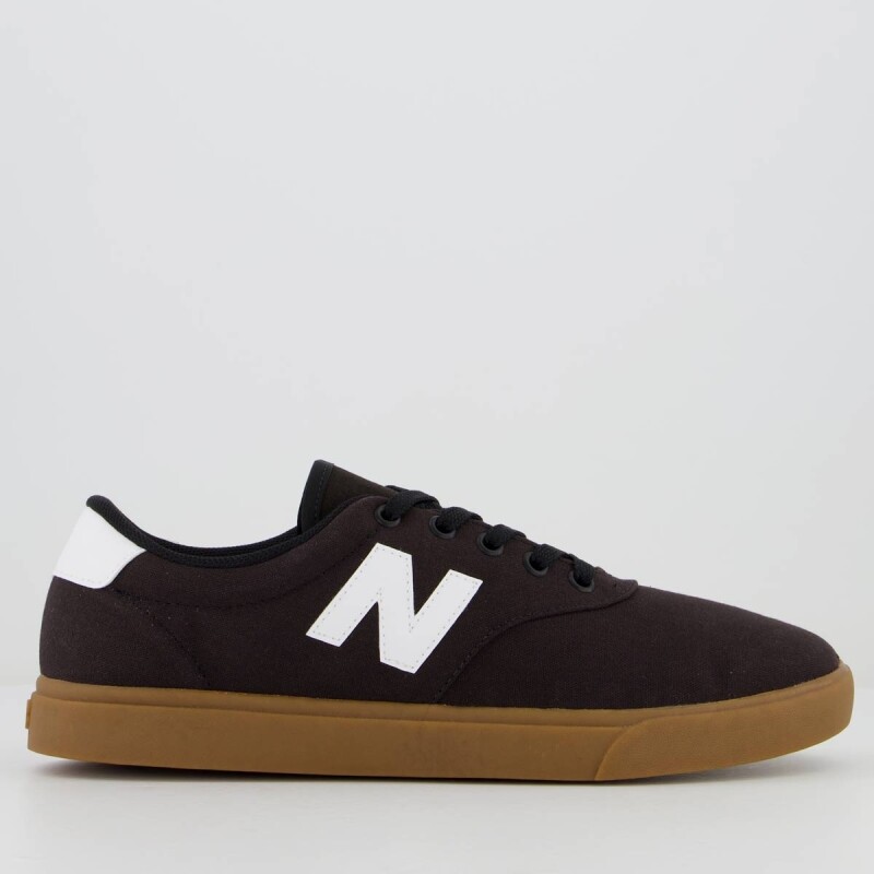 Tênis New Balance 55 Preto e Marrom