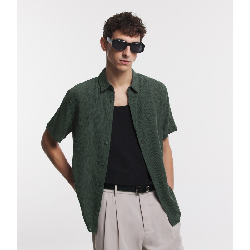 Camisa em Crepe Texturizado com Relevo Tam P