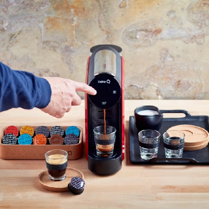 Máquina Cafeteira Capsulas Café Expresso Delta Q Mini Qool