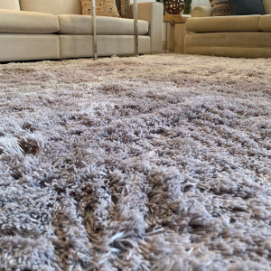 Tapete para Sala e Quarto Felpudo Cronos Casa Dona - tamanho 100 x 150 cm