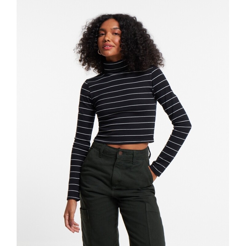 Blusa em Ribana com Gola Alta e Estampa Listrada